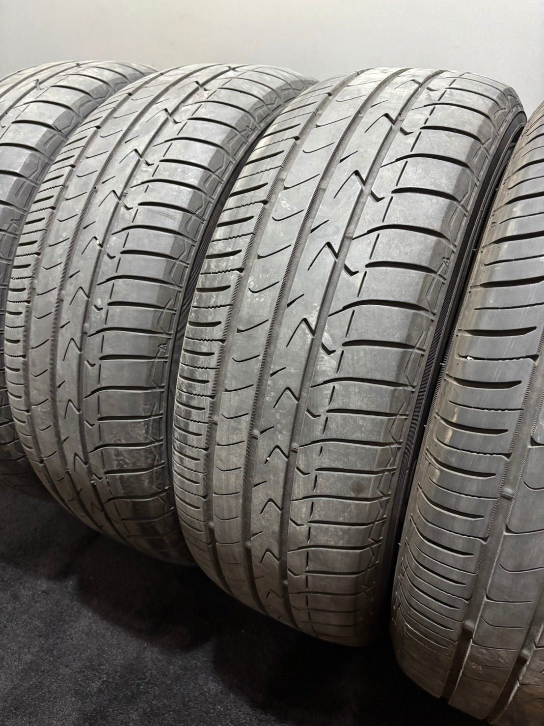 ★195/65R15 TOYO/TRANPATH mpZ 21年製 夏タイヤ サマータイヤ 4本 ノア ヴォクシー プリウス (3-M846)