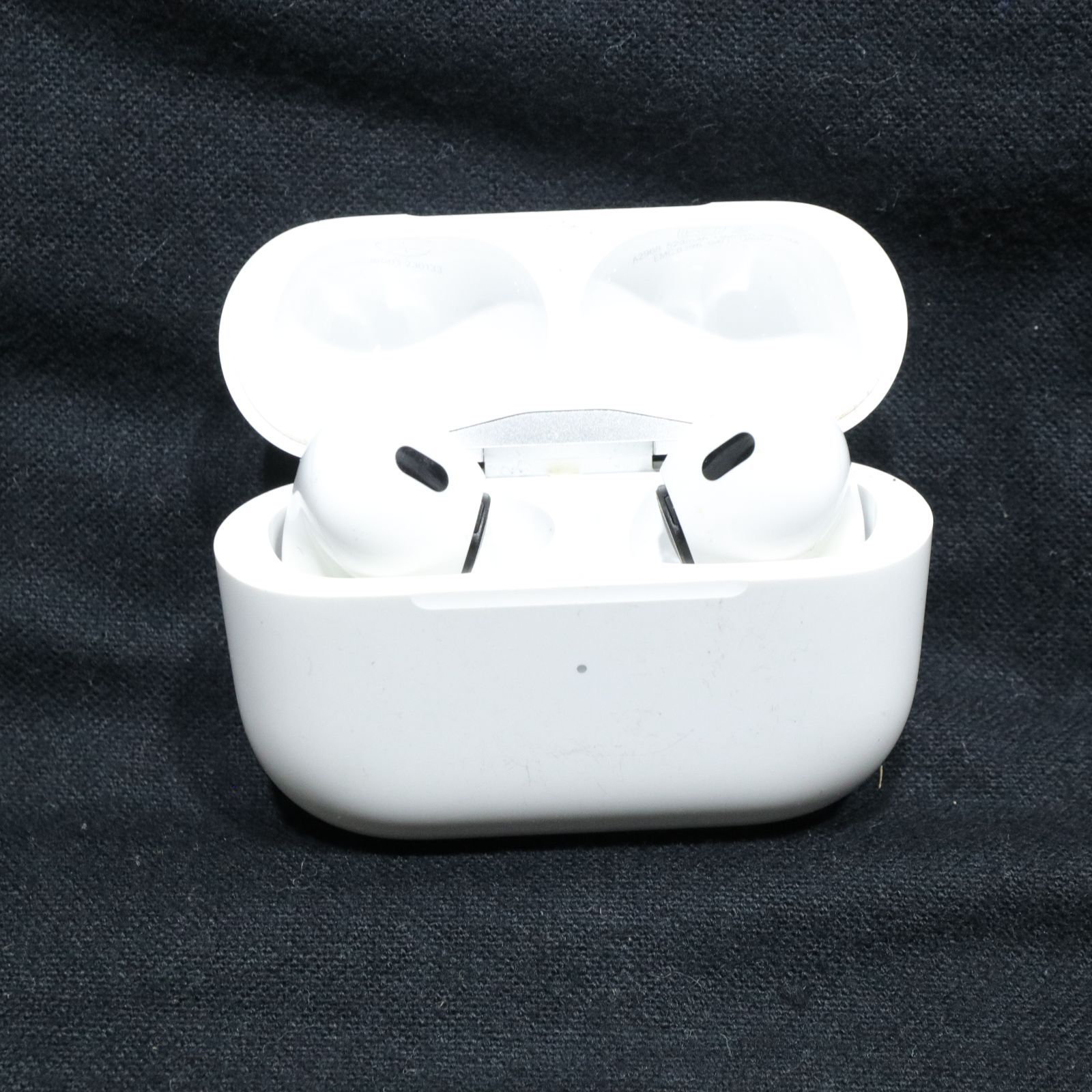 Apple AirPods Pro2 (第2世代) Type-c充電ケースモデル ①