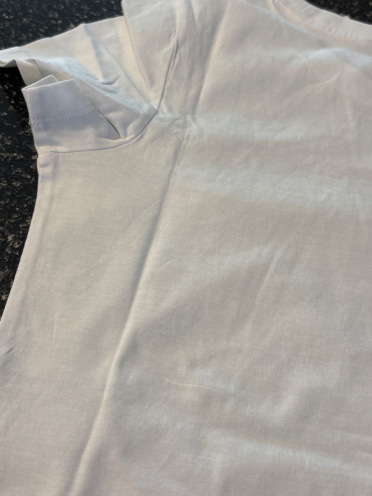 新品 訳あり 特価 Calvin Klein スリム コットン ロゴ Tシャツ J20J220253 レディース Tシャツ カルバンクライン CK 新品 訳あり 特価 Calvin Klein スリム コットン ロゴ Tシャツ J20J220253 レディース Tシャツ カルバンクライン CK