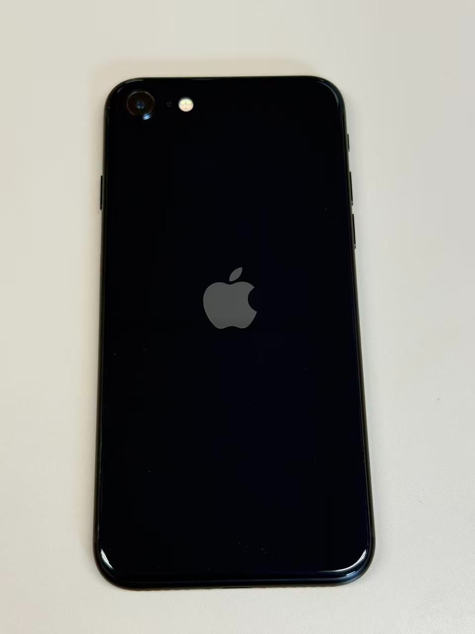 極美品 電池98%SIMフリー iPhone SE(第3世代) 64GB ミッドナイト