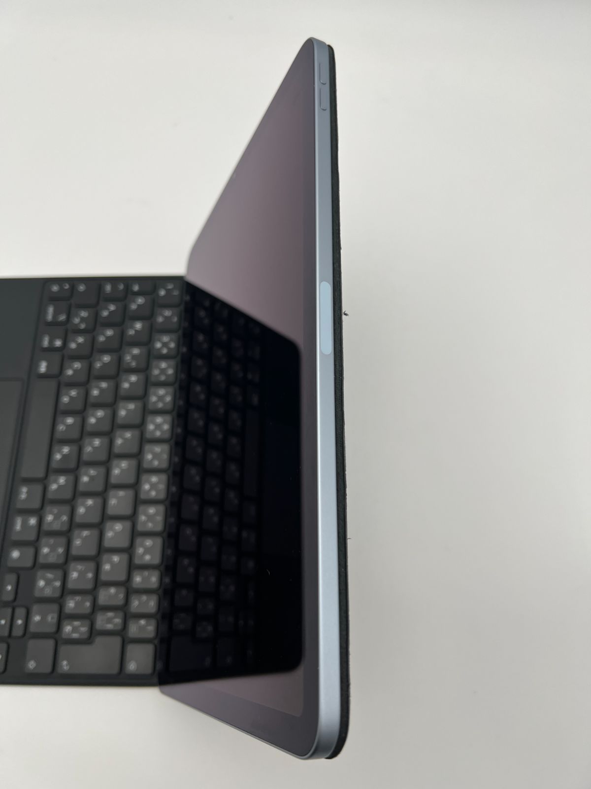 中古】iPad Air 4 64GB スカイブルー+キーボード - メルカリ
