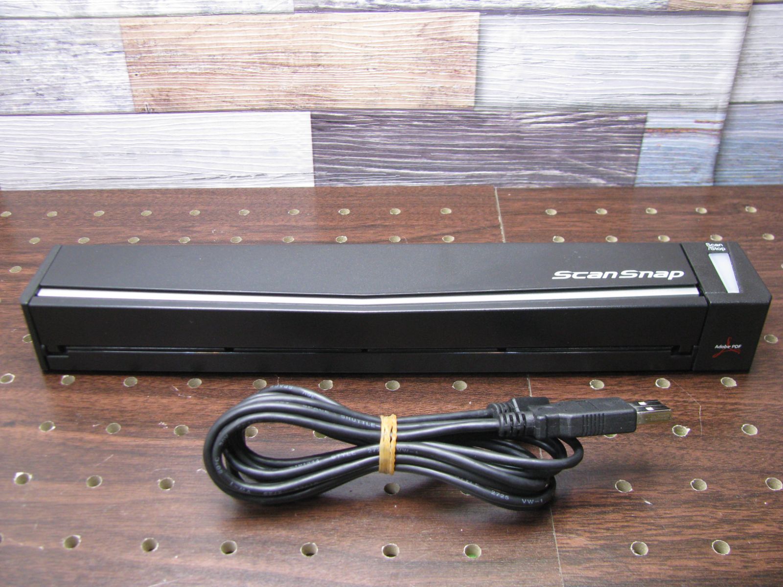 【中古】「非常に良い」富士通 スキャナー ScanSnap S1100 R2464】FUJITSU ScanSnap S1100 FI-S1100-C モバイルスキャナー - メルカリ