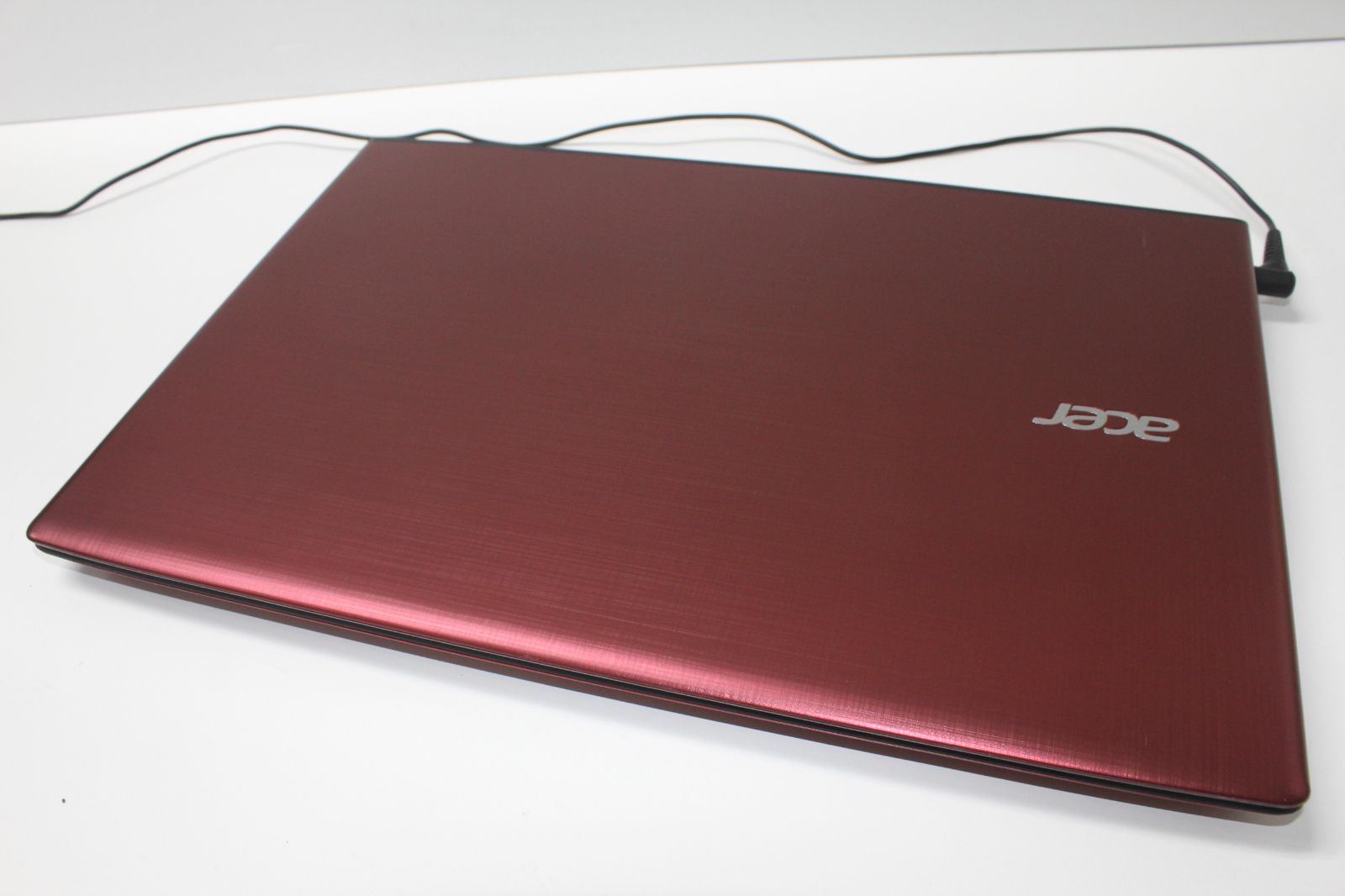 中古ノートPC】Acer〈Aspire E5-576-F34D〉第6世代Core i3/SSD256GB+