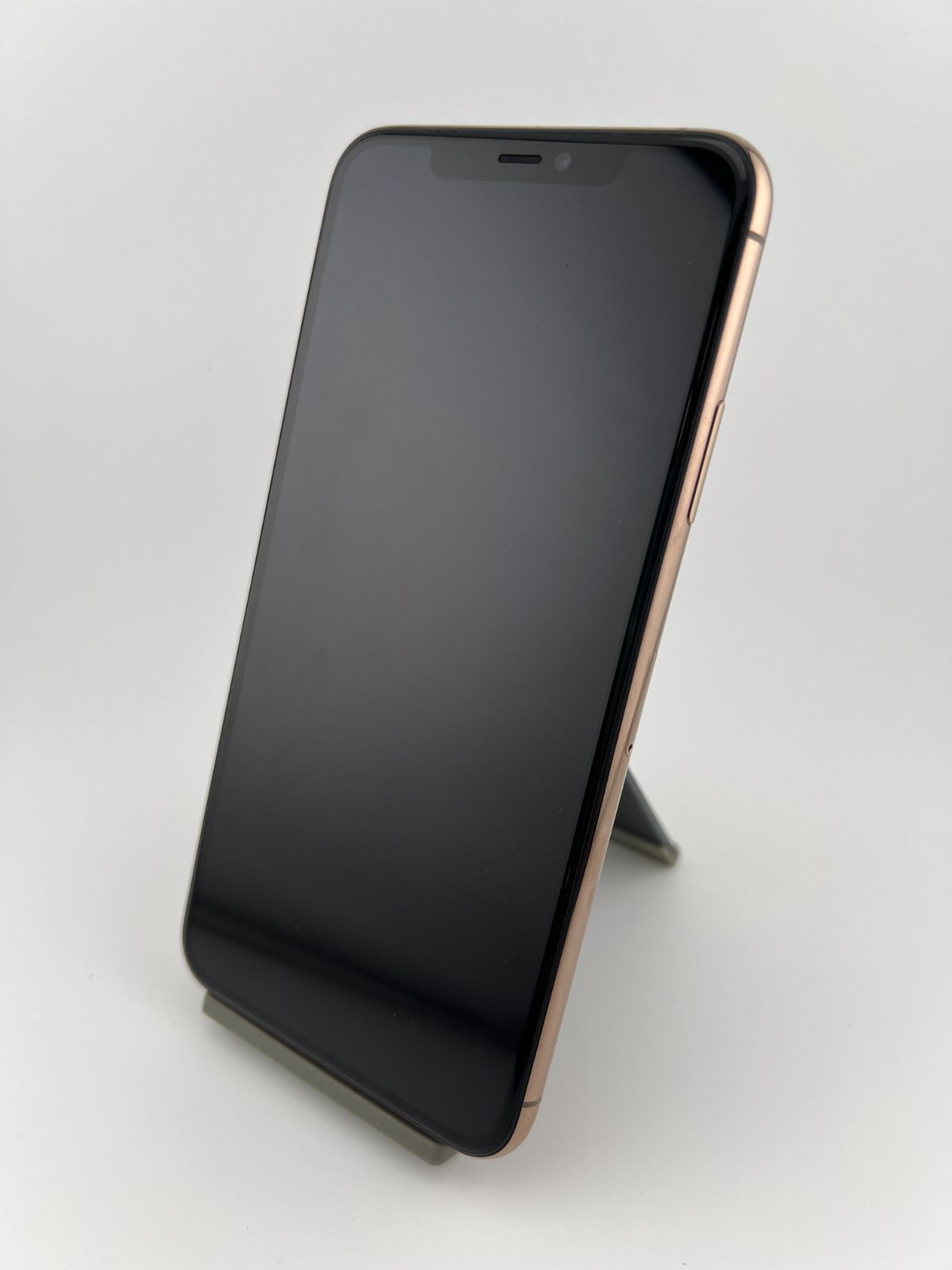 中古】iPhone 11 Pro Max 64GB ゴールド SIMロック解除済 - メルカリ