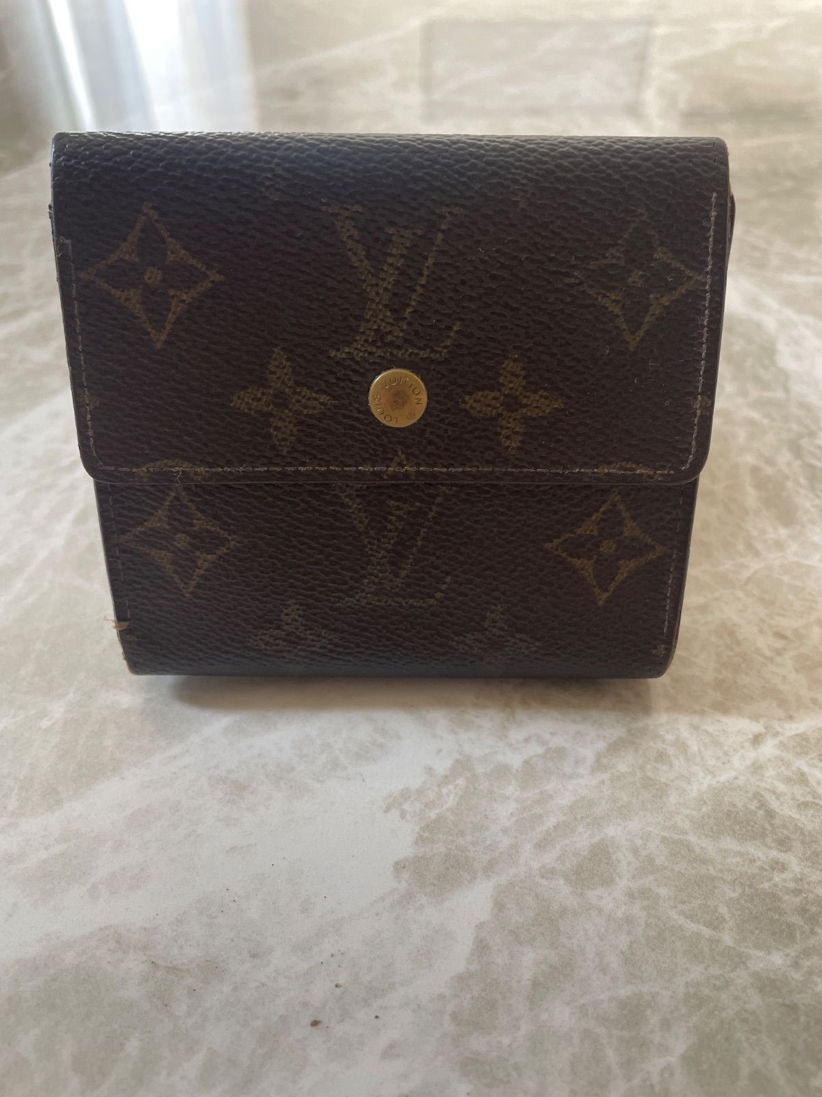 LOUIS VUITTON　ルイヴィトン モノグラム ポルトモネビエカルトクレディ Wホック 折り財布　コンパクトウォレット 6,000円