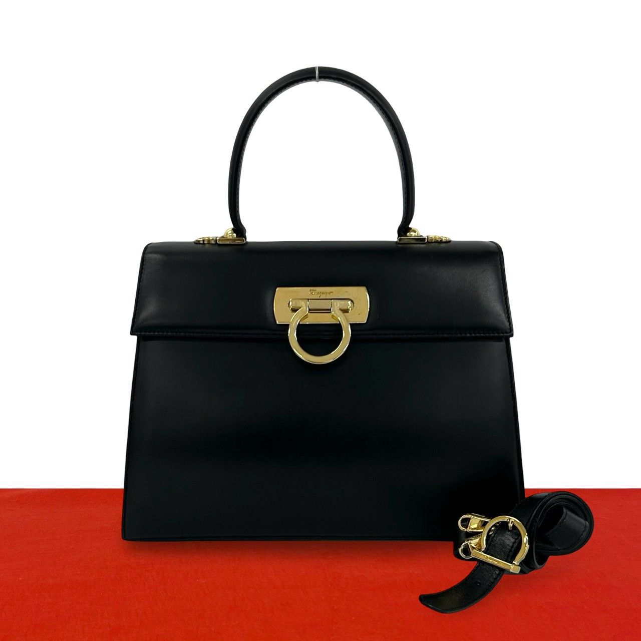 極 美品 Salvatore Ferragamo サルヴァトーレフェラガモ ガンチーニ