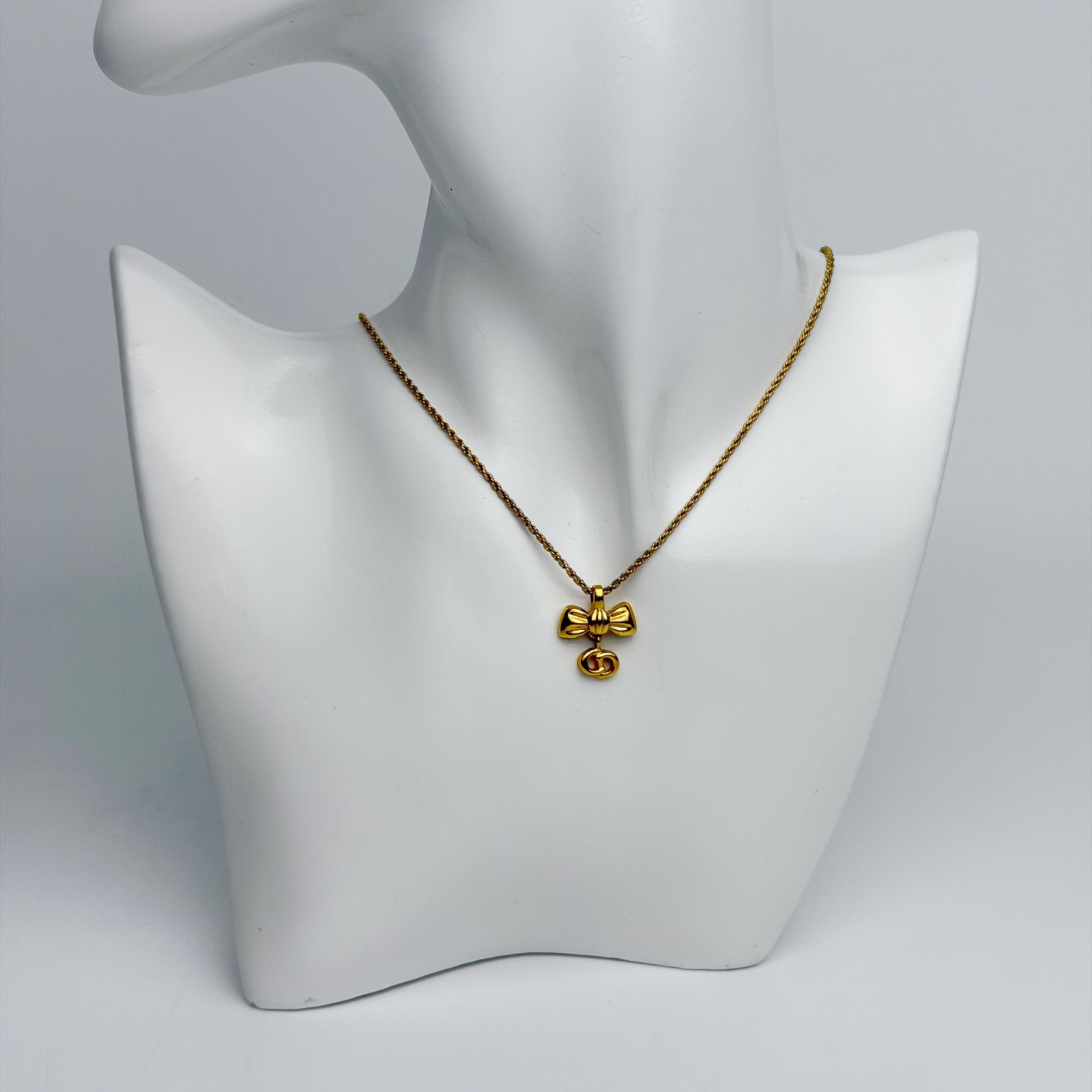 中古】Christian Dior クリスチャン ディオール リボン CDロゴ
