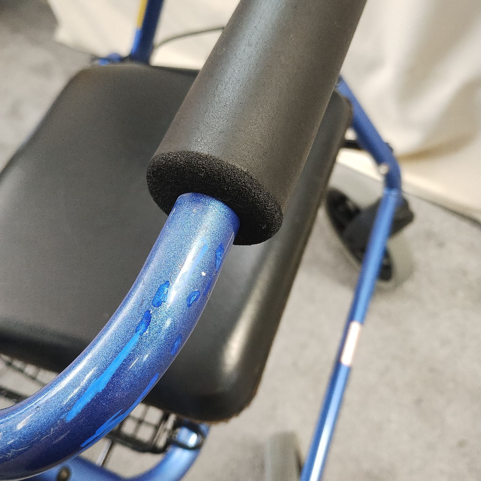 HK-6251) 竹虎ヒューマンケア ハッピー2 NB 歩行器 歩行車 歩行補助