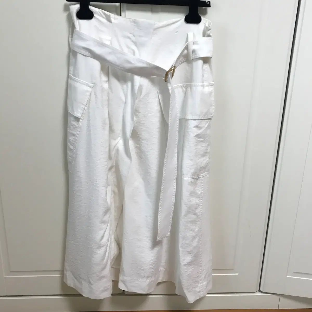 VINCE(ヴィンス) 白 ベルト付き ロング スカート (新品)