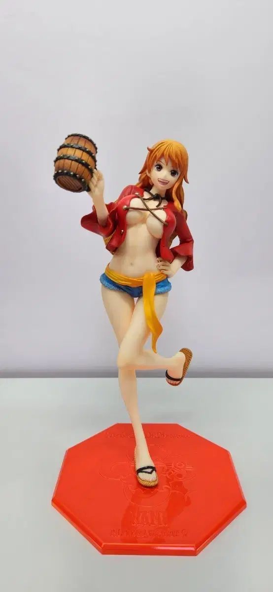 ONE PIECE メガハウス POP 麦わらナミ ver 2 出品