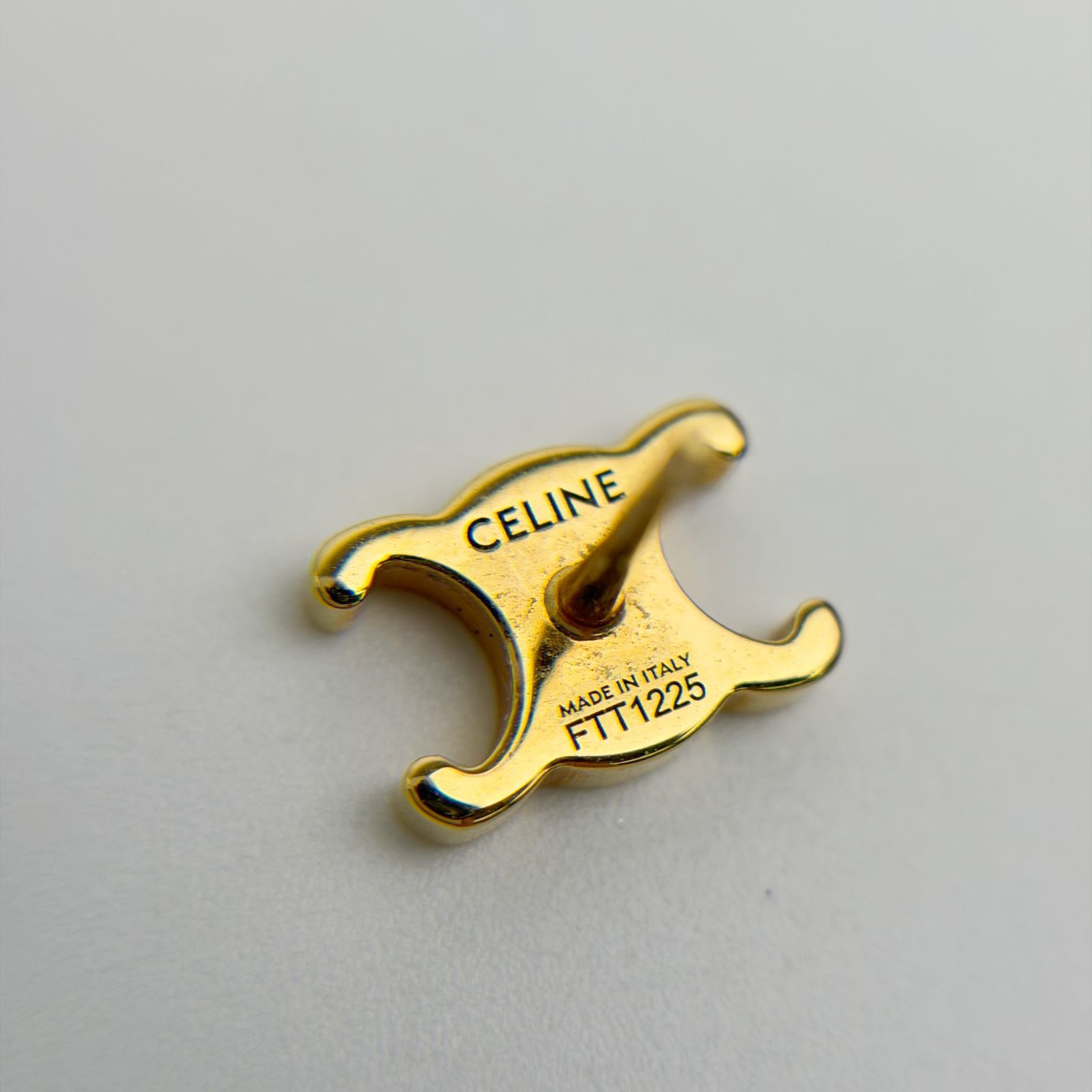 中古】CELINE セリーヌ マイヨン トリオンフ ピアス メッキ ゴールド