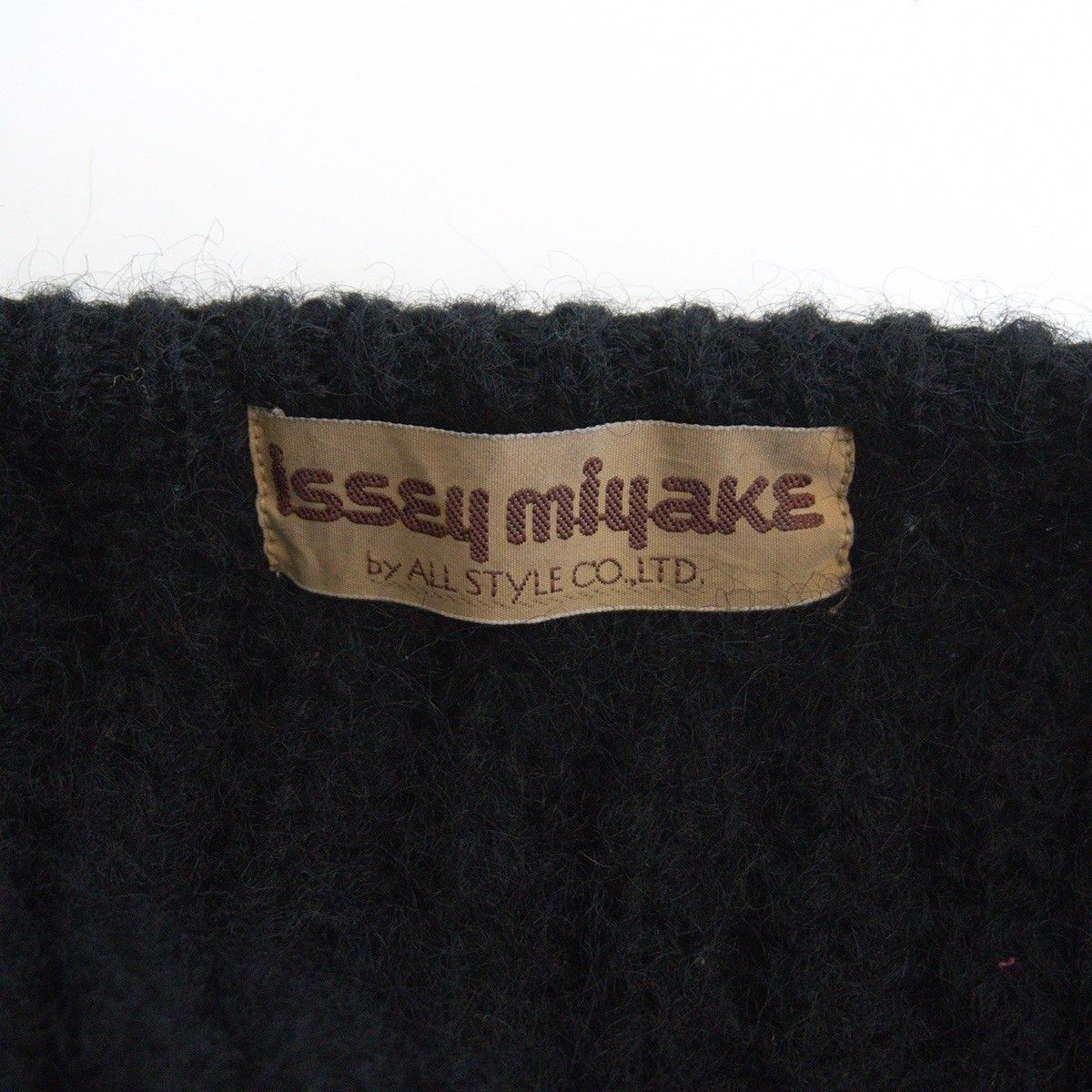 ISSEY MIYAKE【貴重】70年代 初期 ジャケット 9号 ショート丈 70S】 ISSEY MIYAKE 【変形パターン ニット ジャケット】ブラック 70