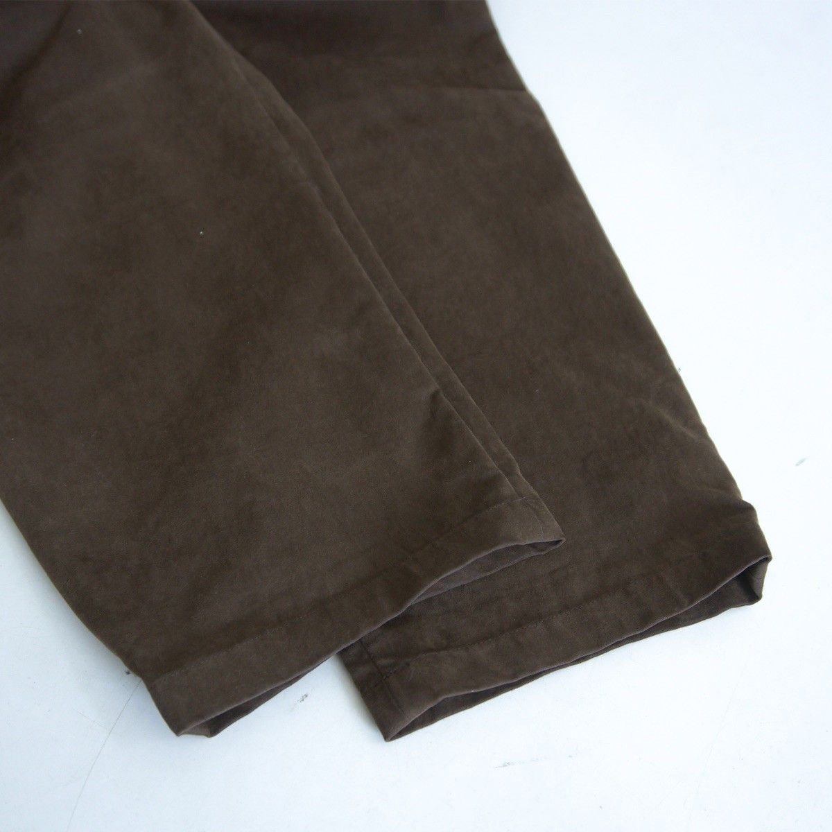 【美品】UMIT BENAN【ピーチスキン イージー スラックス】 46 ブラウン ウミットベナン 26070471 美品】UMIT BENAN【ピーチスキン イージー スラックス】 46 ブラウン