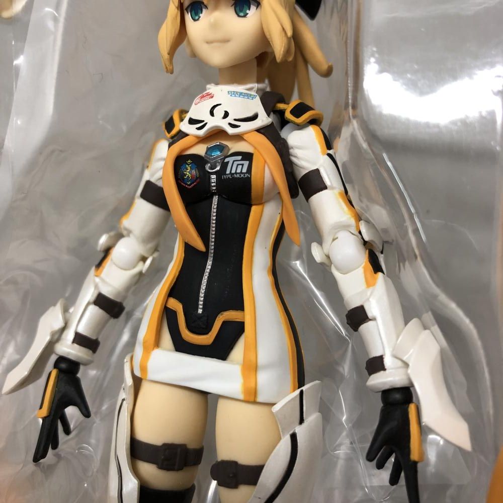 中古】figma アルトリア・ペンドラゴン レーシングver. GOODSMILE