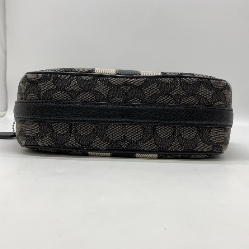 中古】COACH シグネチャー ショルダーバッグ ブラック コーチ[24