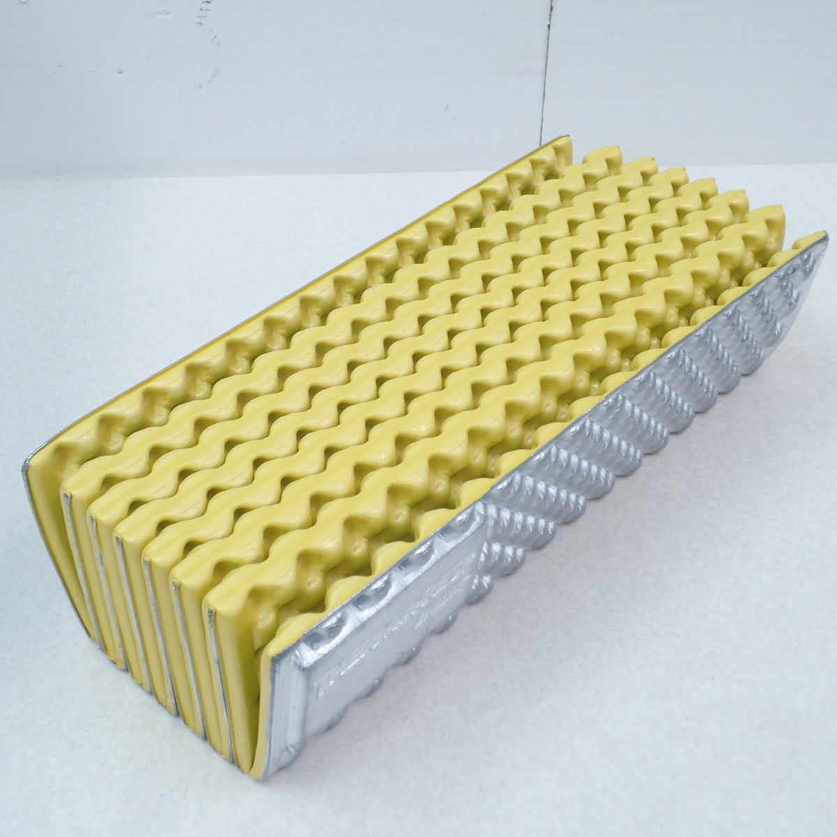 格安で提供】THERMAREST サーマレスト Zライト スリーピングマット