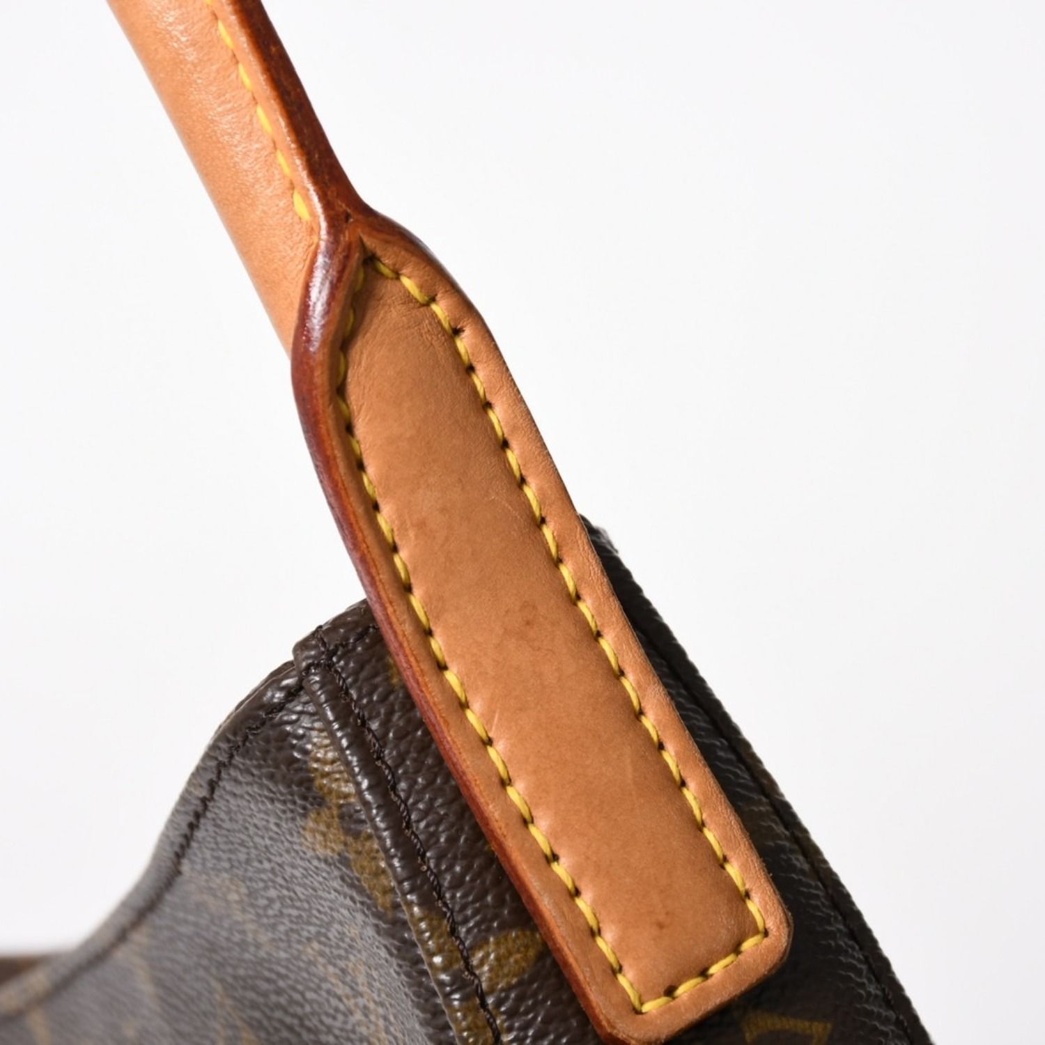 LOUIS VUITTON ルイヴィトン ルーピングGM ワンショルダーバッグ