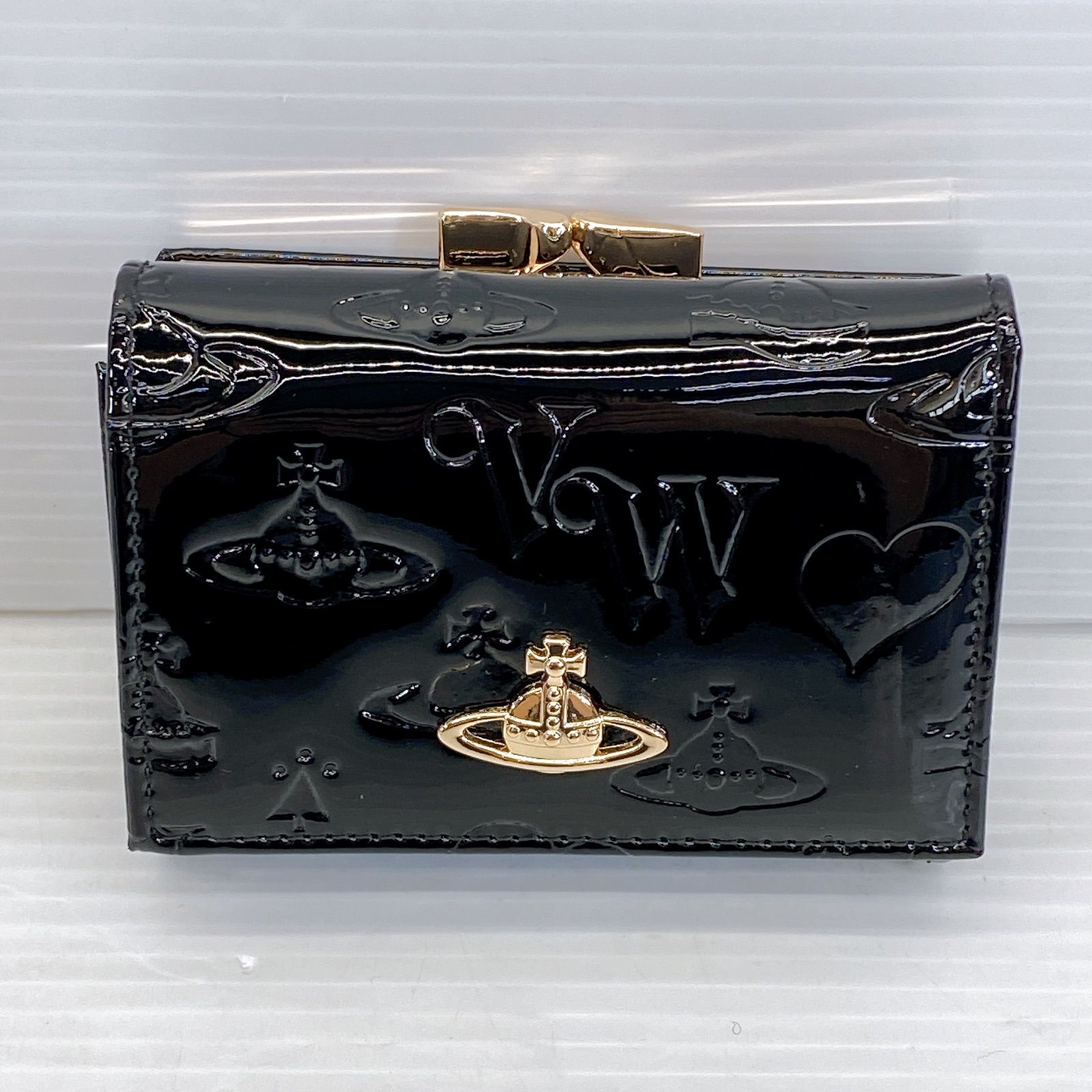 ■ Vivienne Westwood ヴィヴィアンウエストウッド エナメル 三つ折り財布 ブラック 実使用なし ■