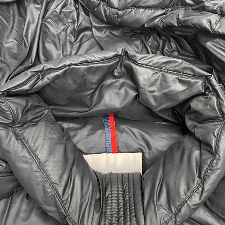 MONCLER モンクレール 20AW ARVES ダウンジャケット F20911A20100