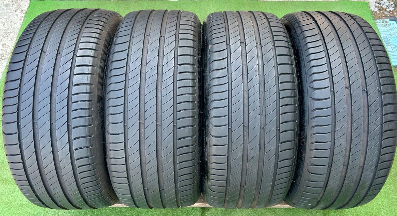 MICHELIN（ミシュラン） * 商品名：Primacy 4 * タイヤサイズ：225/40 R18 92Y * 製造年週：2024年07週目 * 本数：4本セット