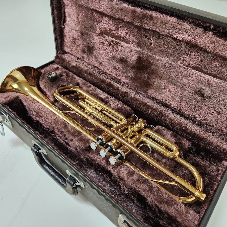 美品】 YAMAHA YTR-2335 トランペット ハードケース付 - メルカリ