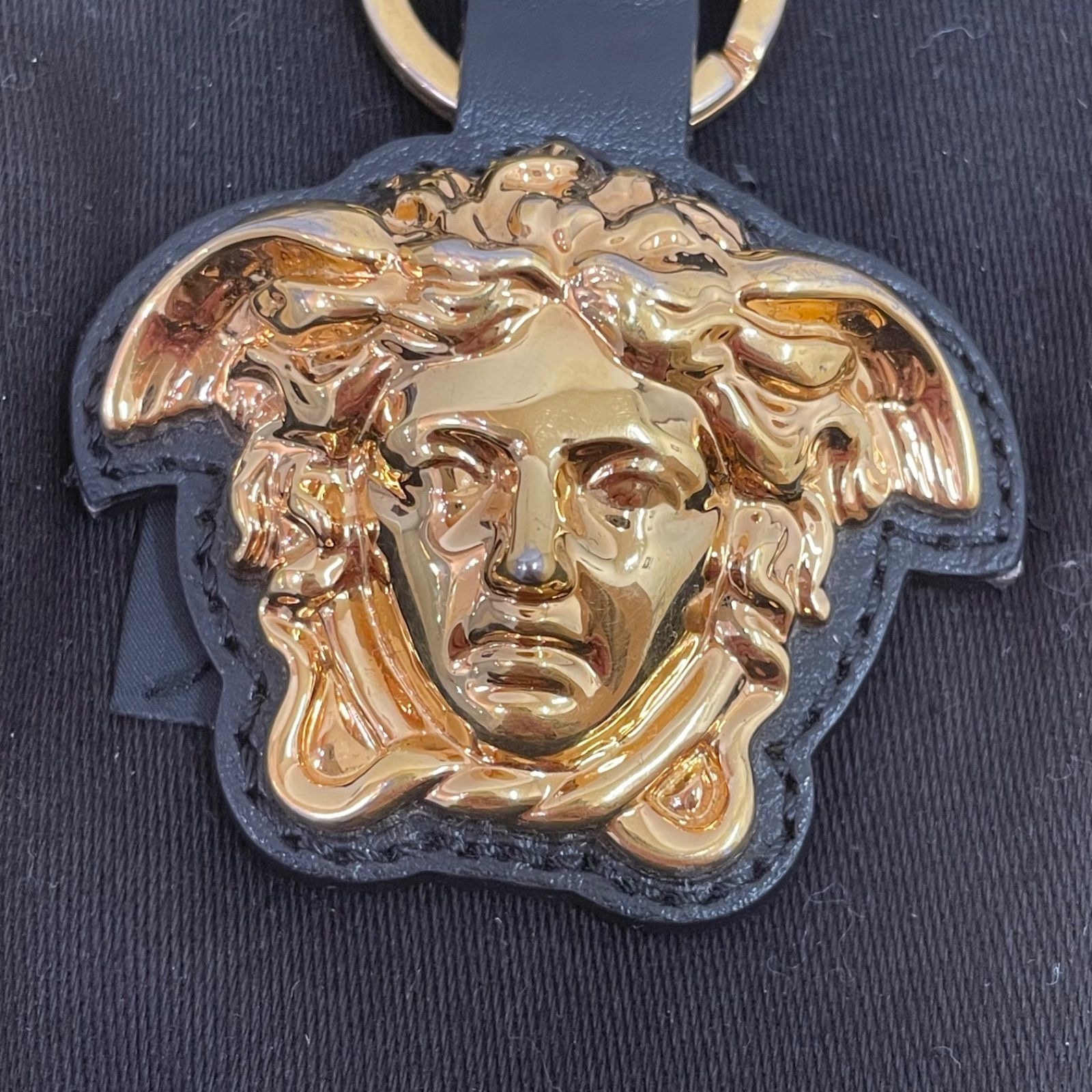 □ヴェルサーチ VERSACE キーホルダー ラ メドゥーサ レザー キー