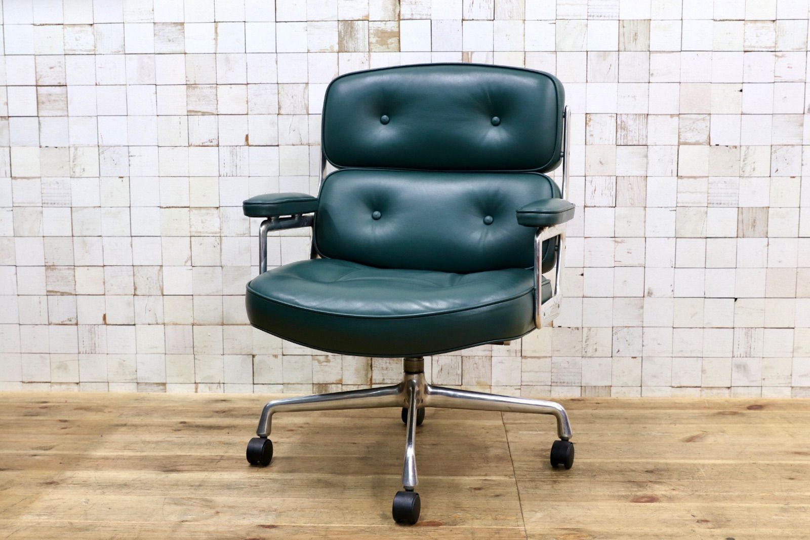 GMJO87C○Herman Miller / ハーマンミラー イームズ エグゼクティブチェア タイムライフチェア 本革 グリーン チャールズ＆レイ 定価約95万