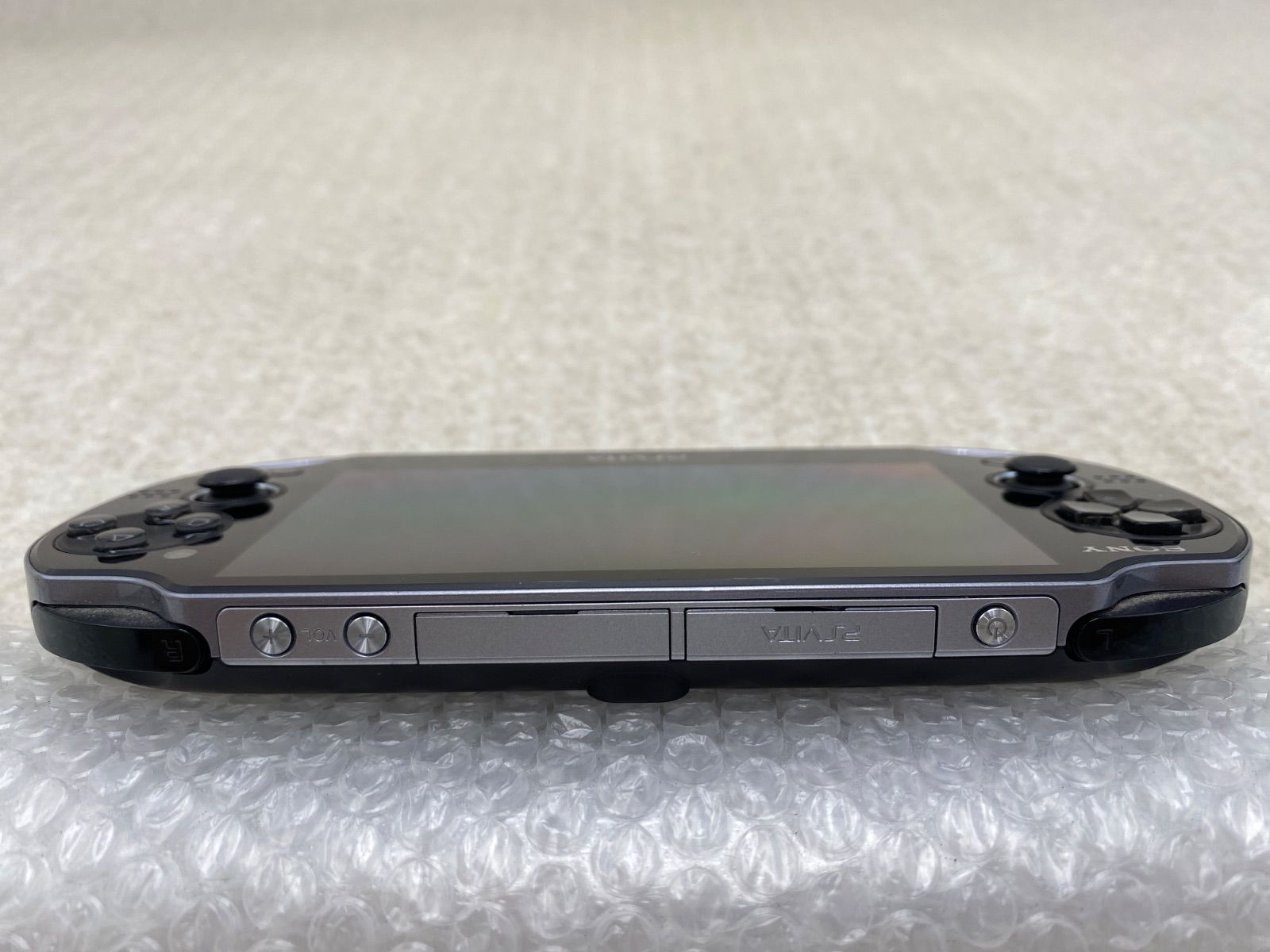 ◇PlayStation Vita本体 3G／Wi－Fiモデル クリスタル・ブラック ［SIM