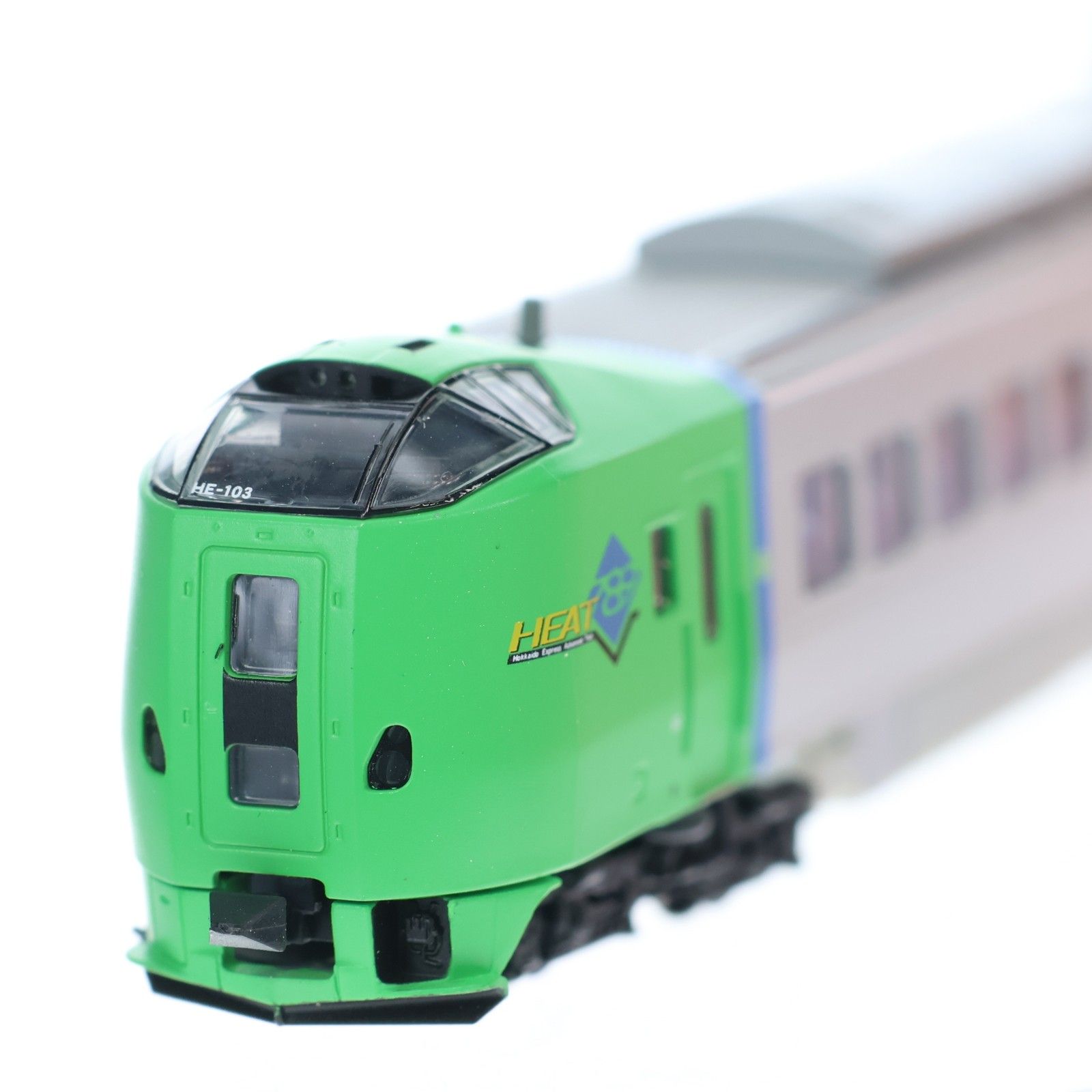 A0842 789系 特急「スーパー白鳥」一番列車 8両木箱セット(動力付き) N