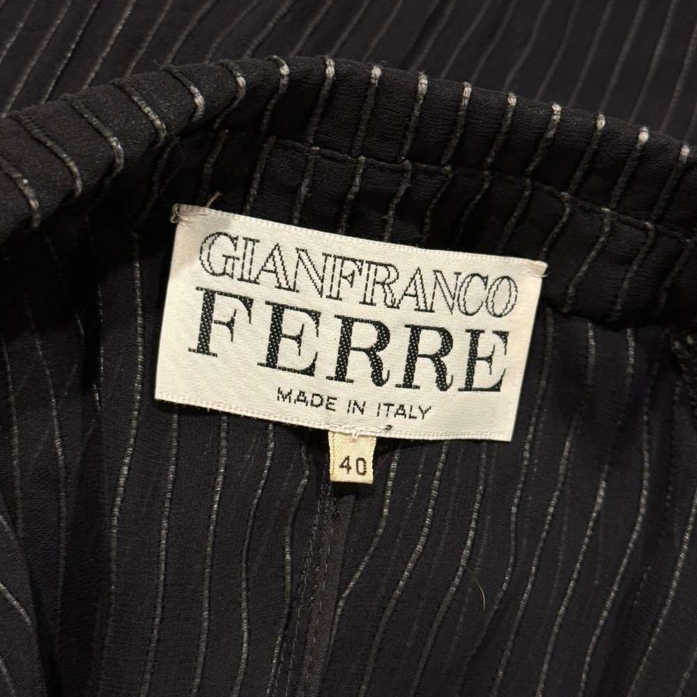 GIANFRANCO FERRE ジャンフランコフェレ  長袖カーディガン サイズ:38  チャコールグレー  レディース ロング丈 羽織り　241005004658 ジャンフランコフェレ GIANFRANCO FERRE カーディガン ストライプ