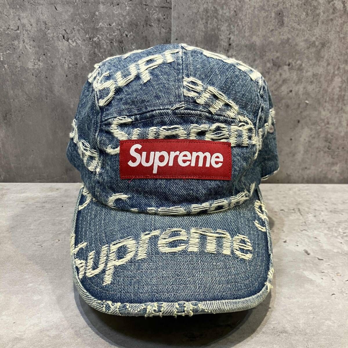 キャップ Supreme 21ss  Frayed  Logos  Denim  cap 21SS Supreme キャップ Frayed Logos Denim Camp Cap ブルー