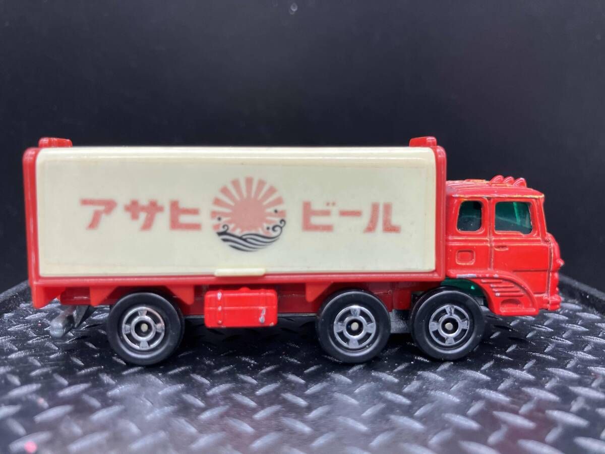トミカ No.76 ふそう ウイング ルーフトラック 赤 緑窓 赤荷台ベース