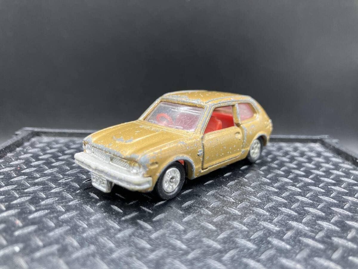 トミカ No.83 ホンダ シビック GL 金メタリック 赤シート 1Eホイール