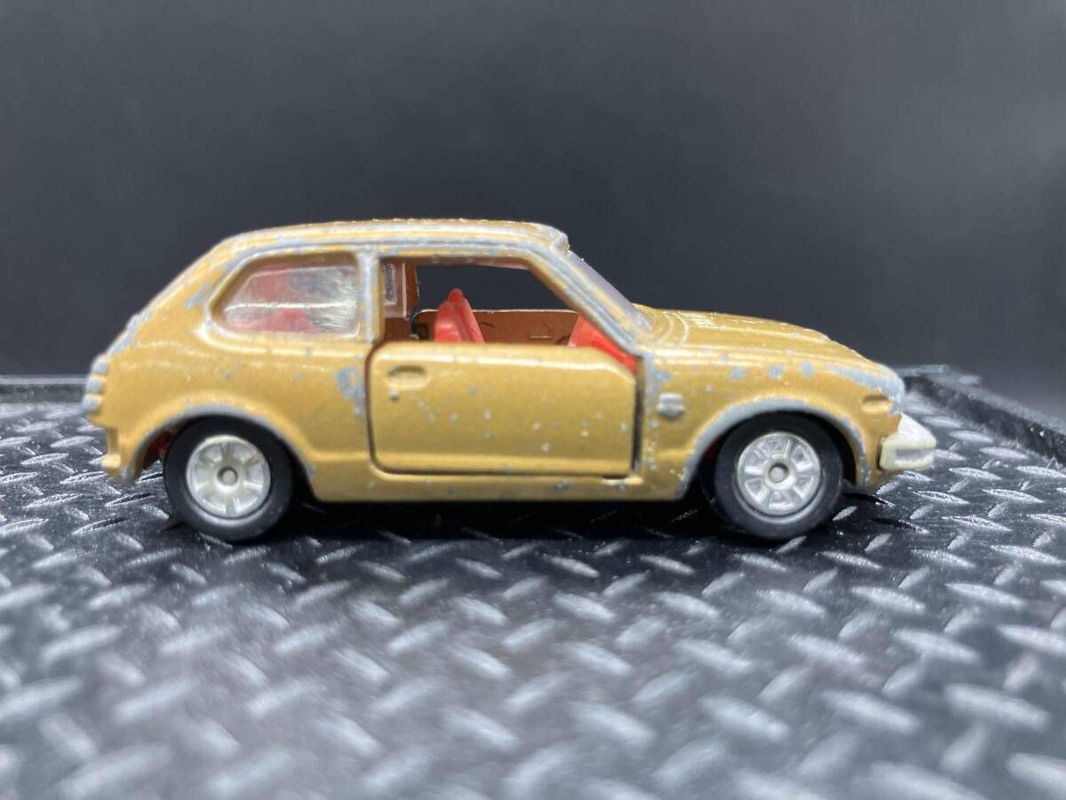 トミカ No.83 ホンダ シビック GL 金メタリック 赤シート 1Eホイール