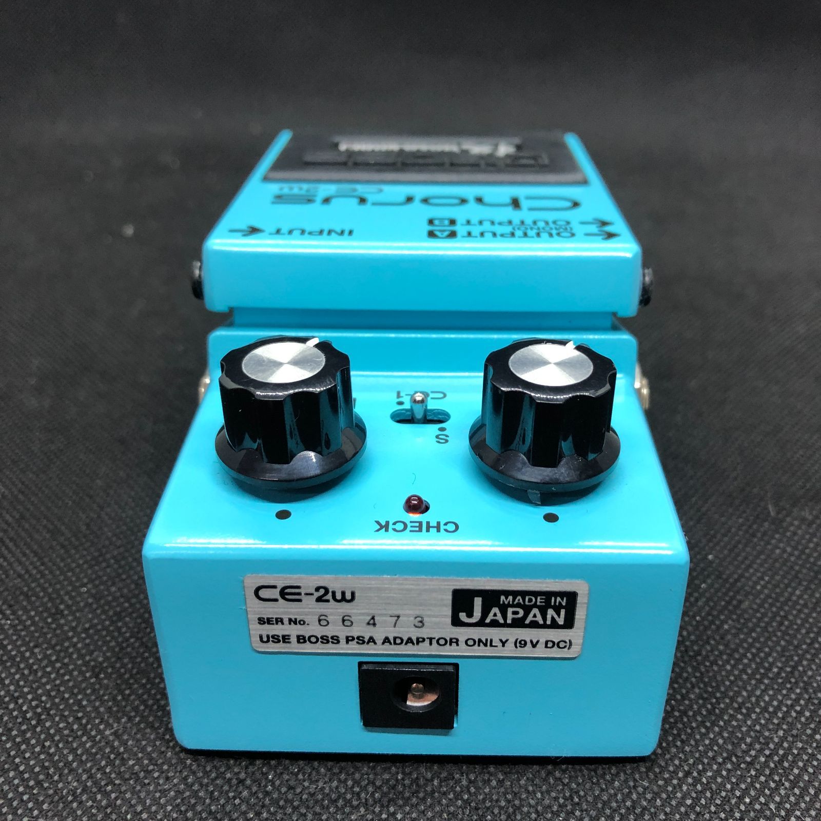 BOSS CE-2W Chorus WAZA CRAFT 2026年製 AA7JE522402 f146 - メルカリ