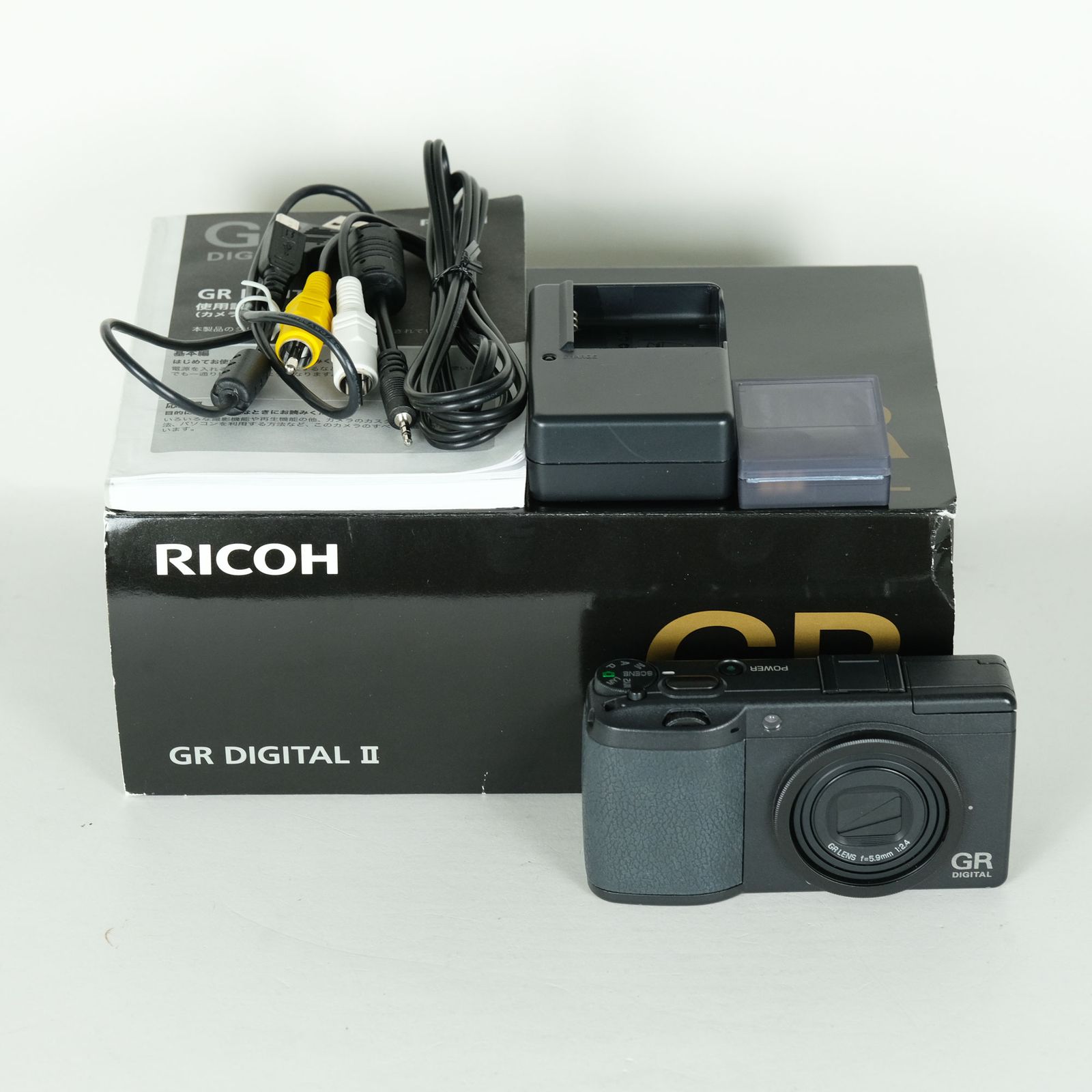 並品 | シャッター数3,820回] RICOH GR DIGITAL II | コンパクト