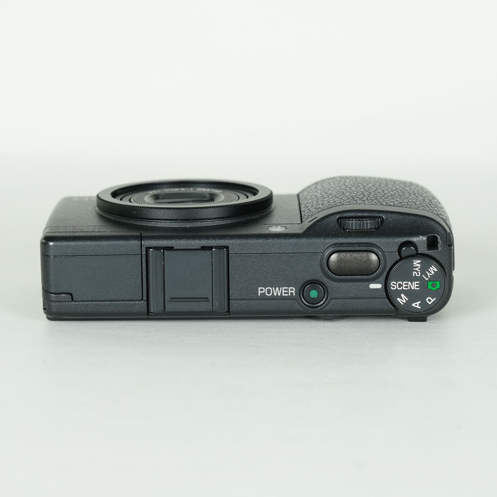 並品 | シャッター数3,820回] RICOH GR DIGITAL II | コンパクト