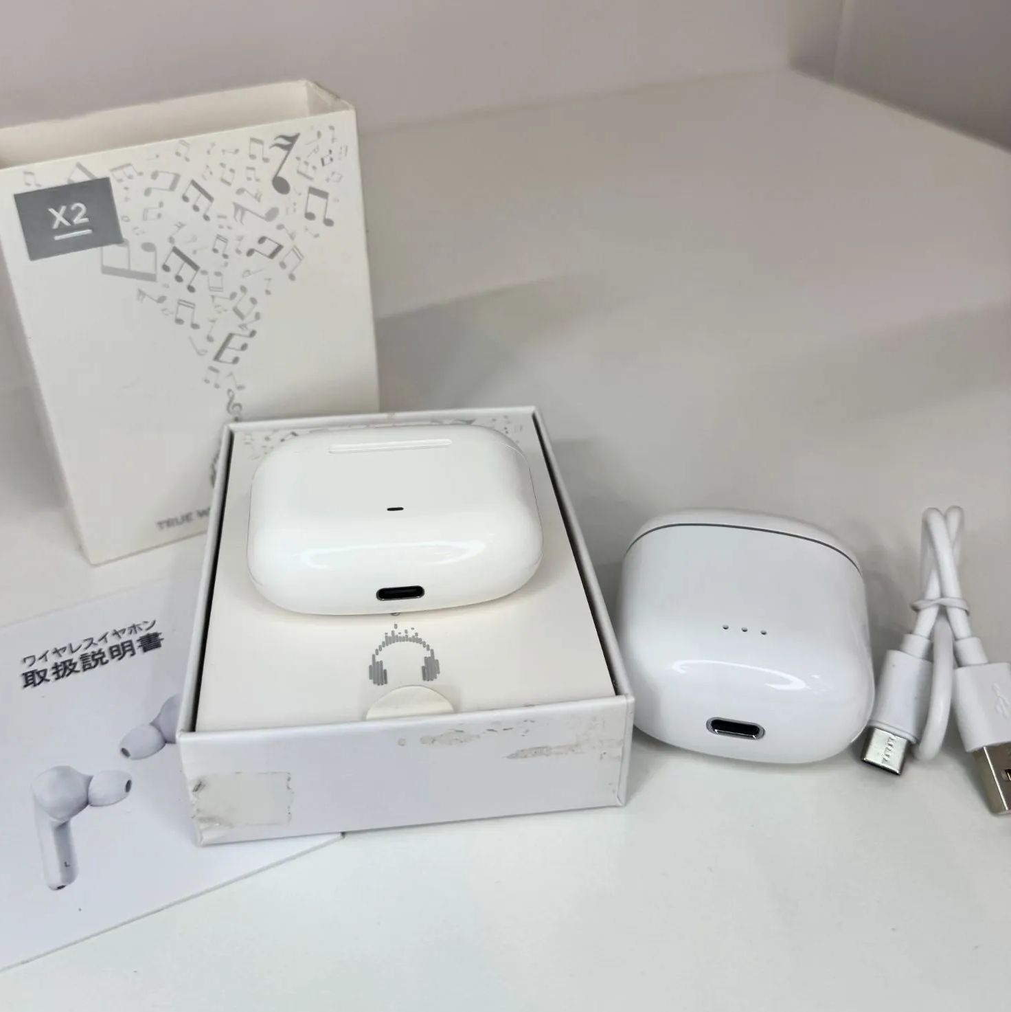 メーカー不明 TRUE WIRELESS EARBUDS X2 / MODEL E8 完全ワイヤレス