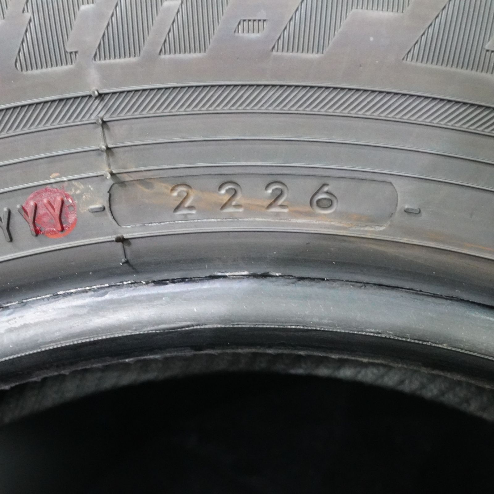 新車外しYOKOHAMA BluEarth FE 185/65R15 4本セット 新車外し ヨコハマ BluEarth-FE AE30 185/65R15 4本セット 2026年製