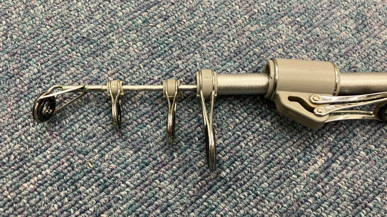 K005-SA2-869 SHIMANO シマノ SPIN POWER スピンパワー 425CX-T CODE NO.21240 釣竿 磯釣り用 釣り具 ※ケース付き