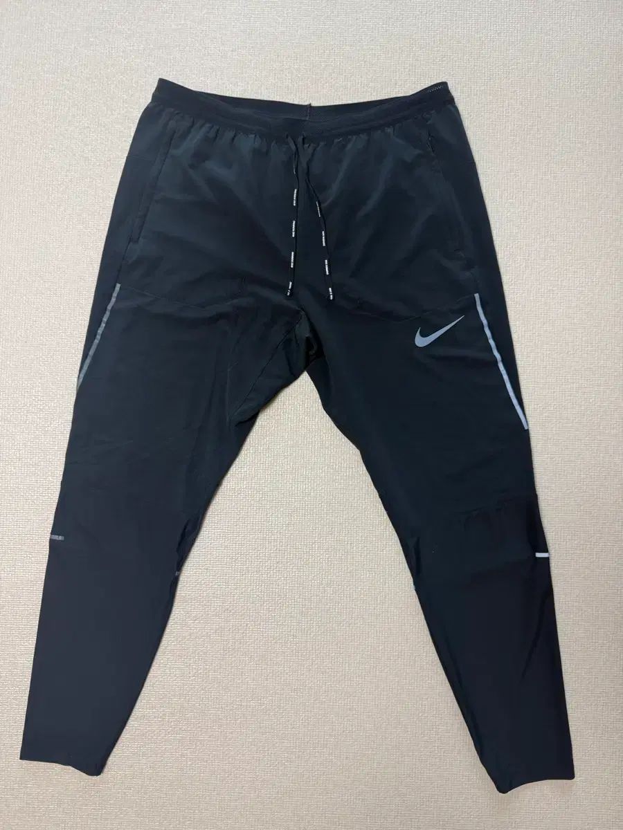 XL NIKE スイフト ランニング パンツ