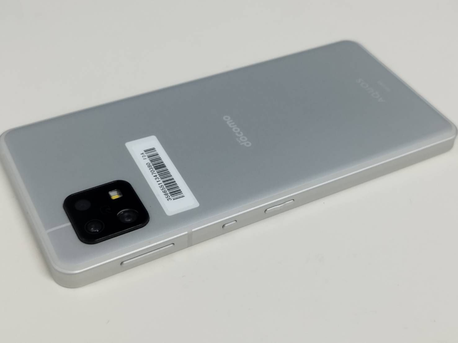 美品 AQUOS sense6 SH-54B 64GB シルバー - メルカリ