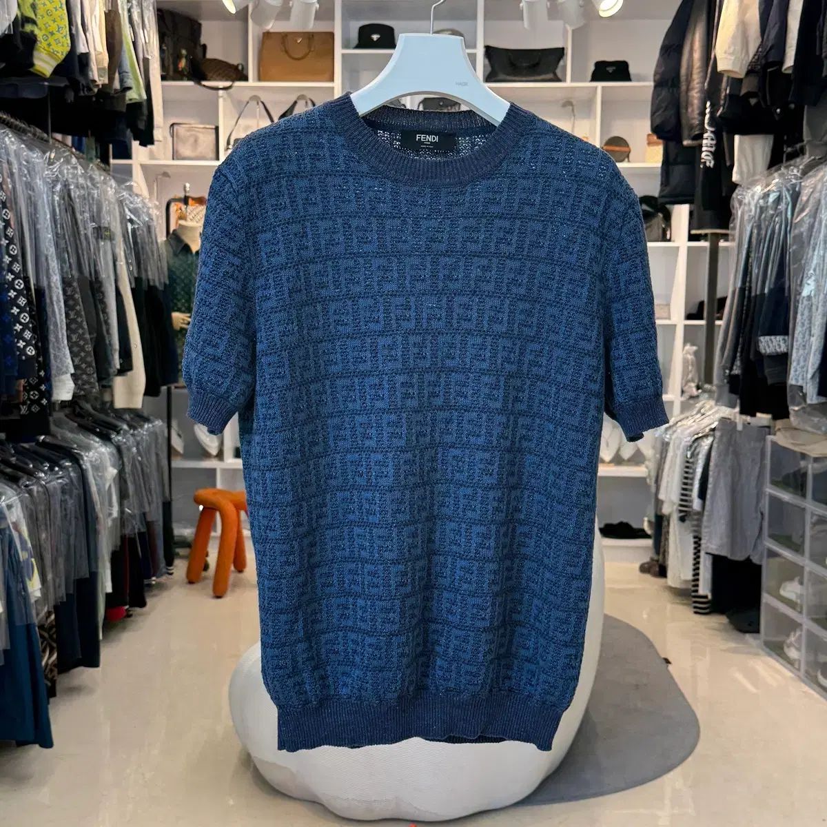 FENDI FF ロゴ モチーフ ウール Tシャツ 半袖