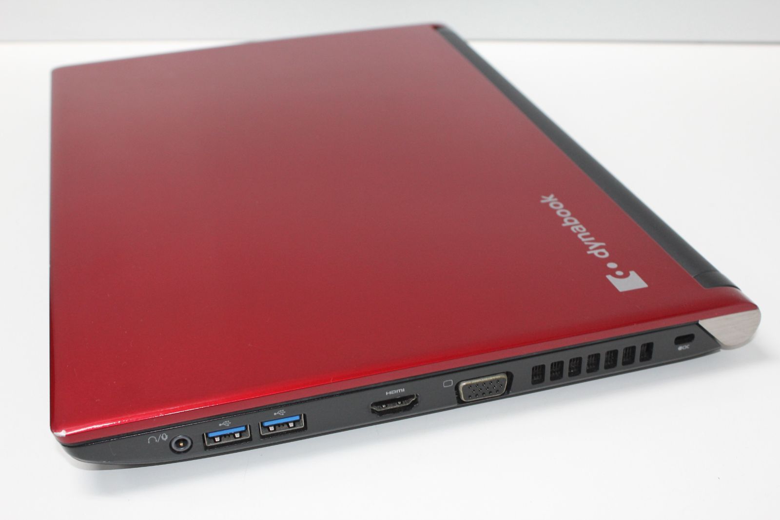 中古ノートPC】東芝〈dynabook RX73/FRE〉第7世代Core i3/SSD256GB