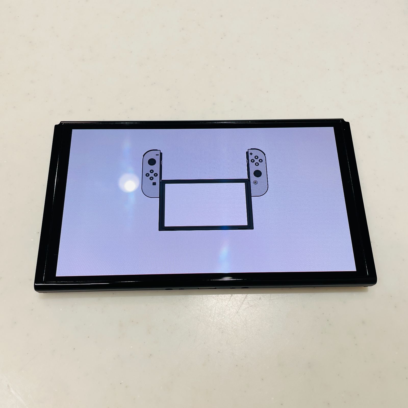 美品 2024年製 Nintendo Switch 有機ELモデル 本体 ホワイトドック