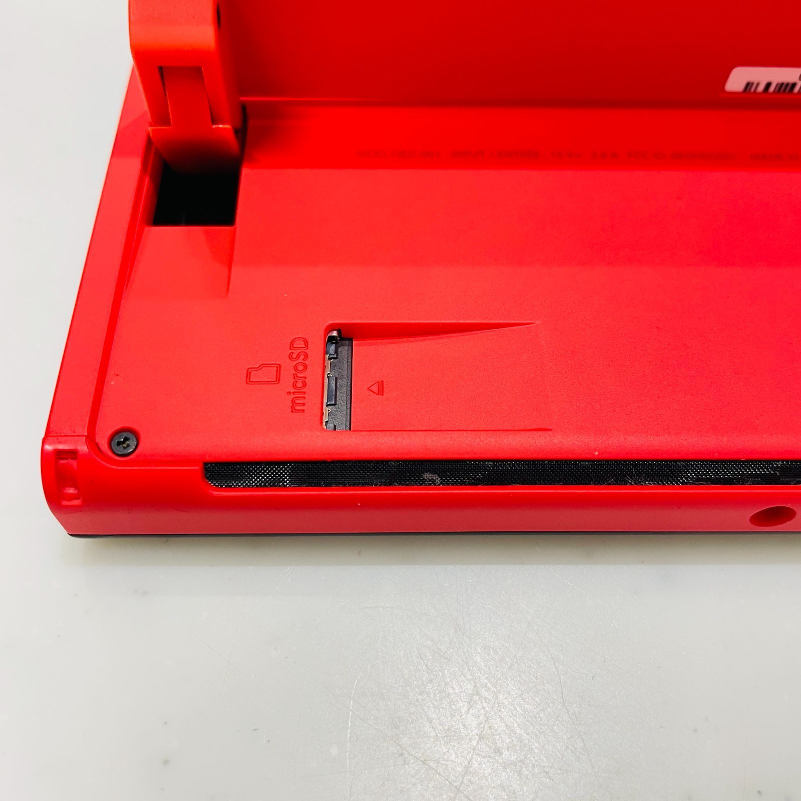 美品 2023年製 Nintendo Switch 有機ELモデル マリオレッド 本体