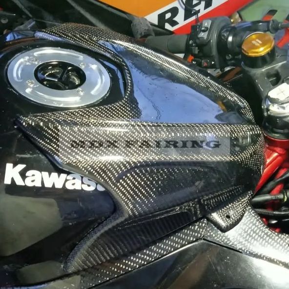 MDX ZX-25R ZX-4R フロントタンクカバー - メルカリ
