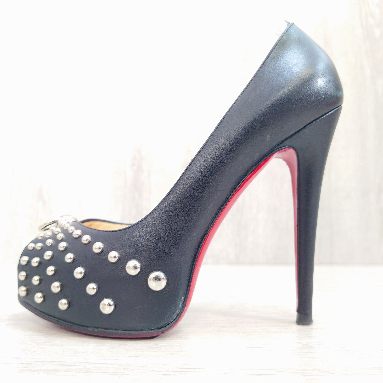 Christian Louboutin スタッズ パンプス 37 24cm相当 ブラック レザー
