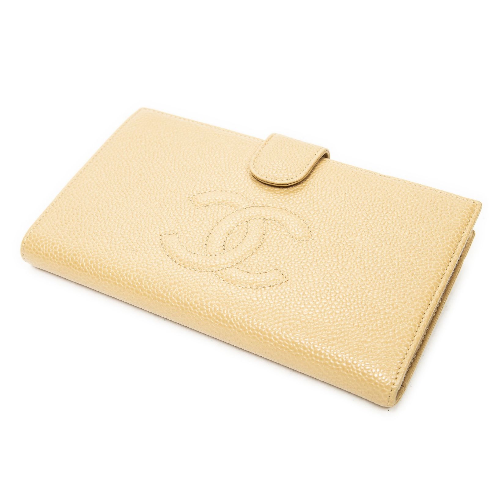 [中古] CHANEL シャネルタイムレス二つ折り長財布ベージュキャビアレザーA