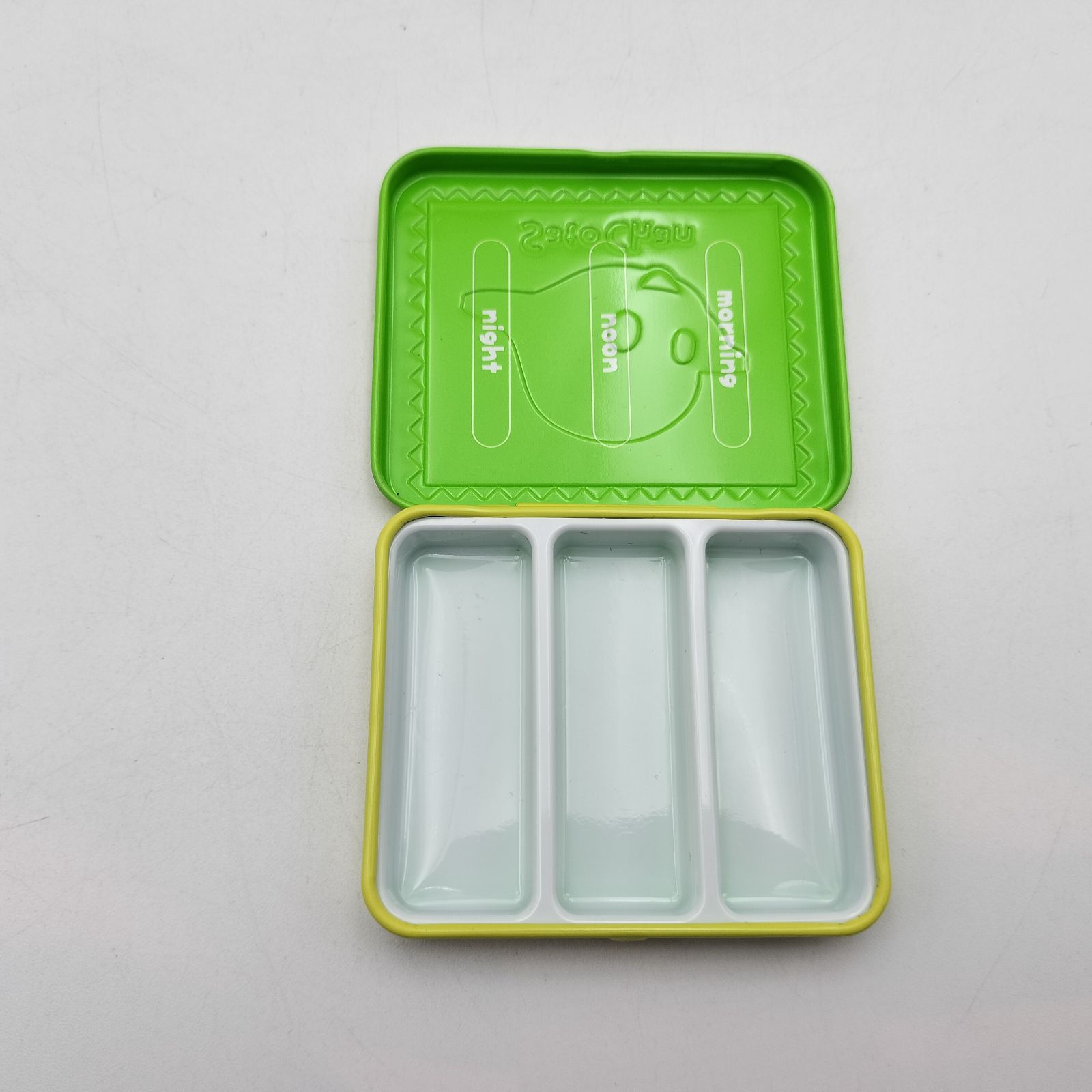 サトちゃん　サトコちゃん　貯金箱　探検隊　レトロ　希少　ソフビ　佐藤製薬 サトちゃん サトコちゃん 8点まとめ売り 探検隊 貯金箱 タペストリー
